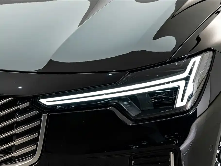 Volvo S90 — фото 7
