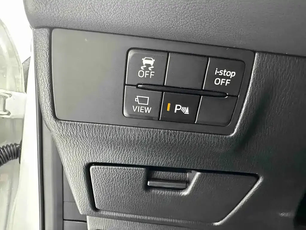 Mazda Atenza — фото 10