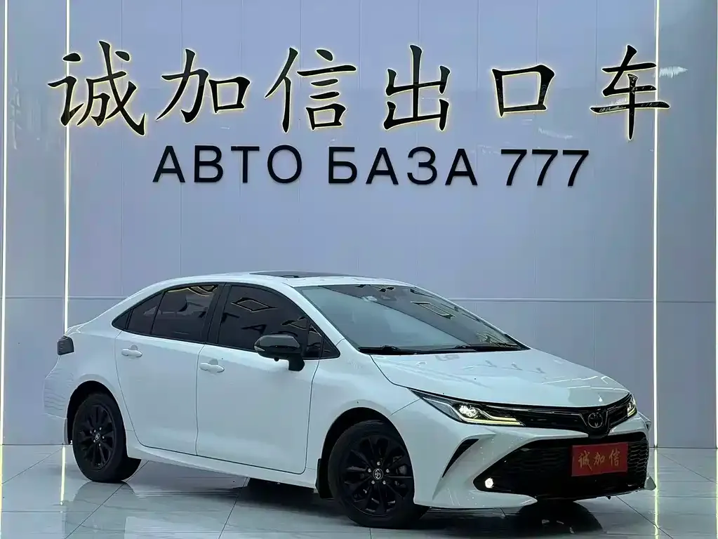 Toyota Corolla — фото 5