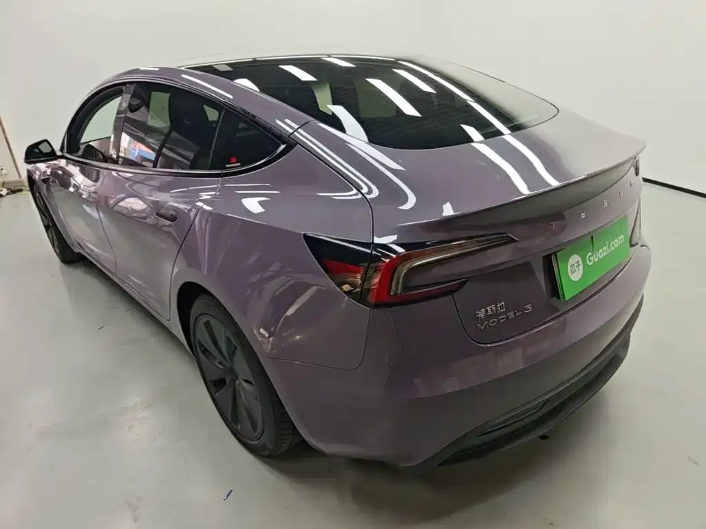 Tesla Model 3 — фото 9