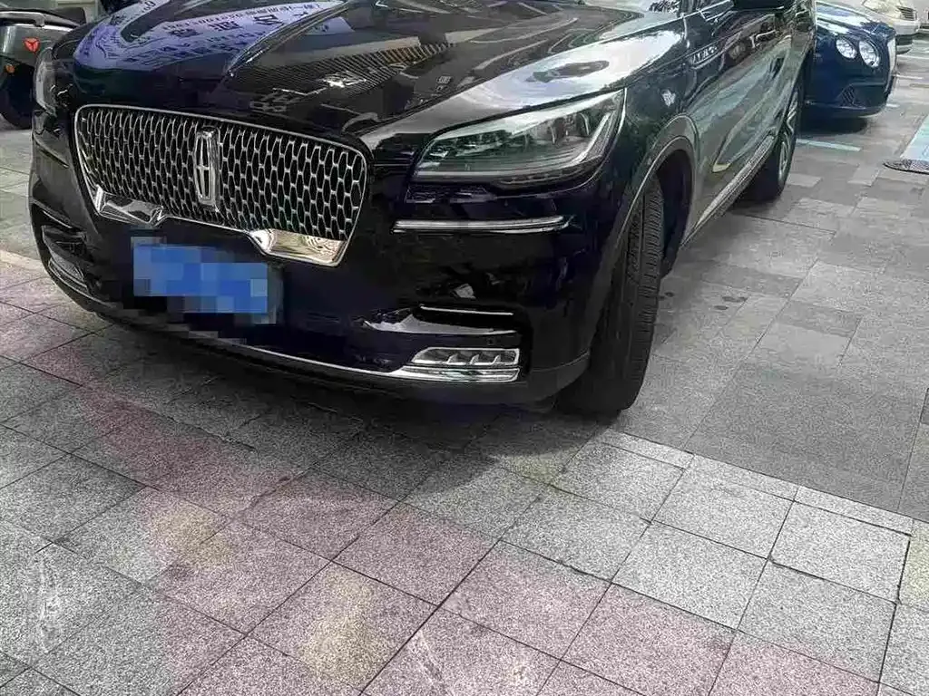 Lincoln Aviator — фото 1