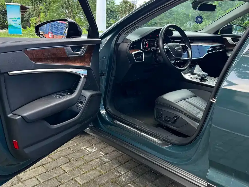 Audi A6 (Import) — фото 6