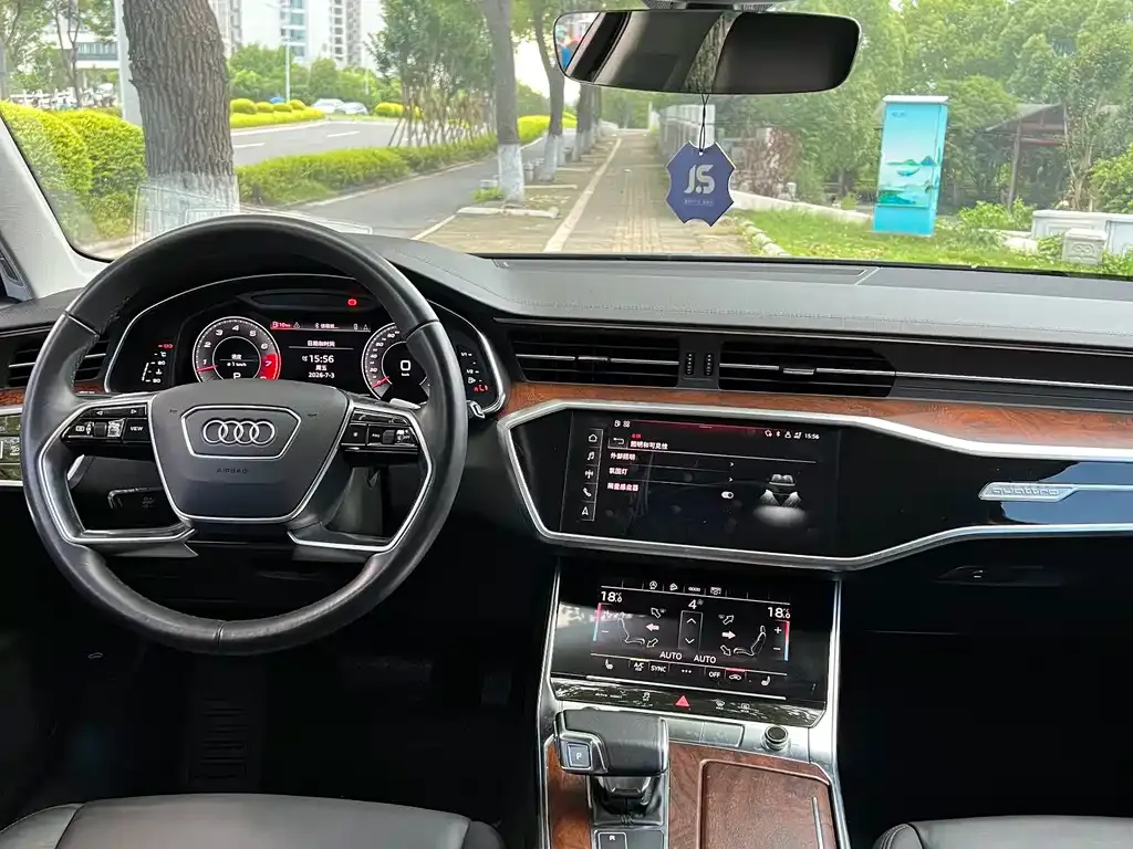 Audi A6 (Import) — фото 5