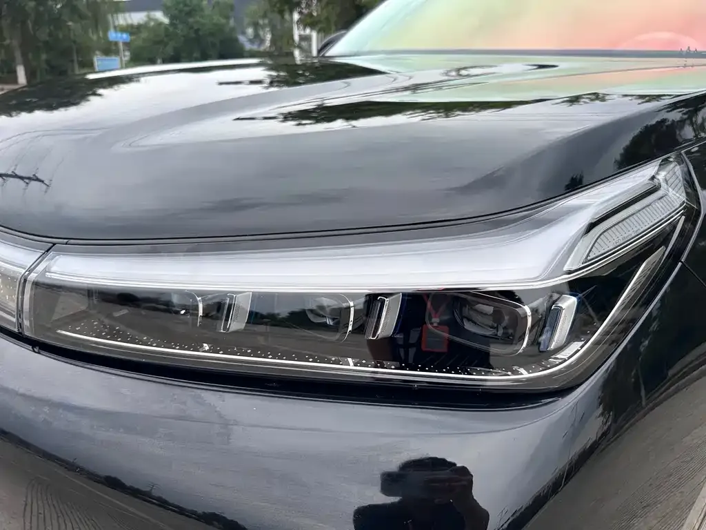 Geely Galaxy M9 — фото 7