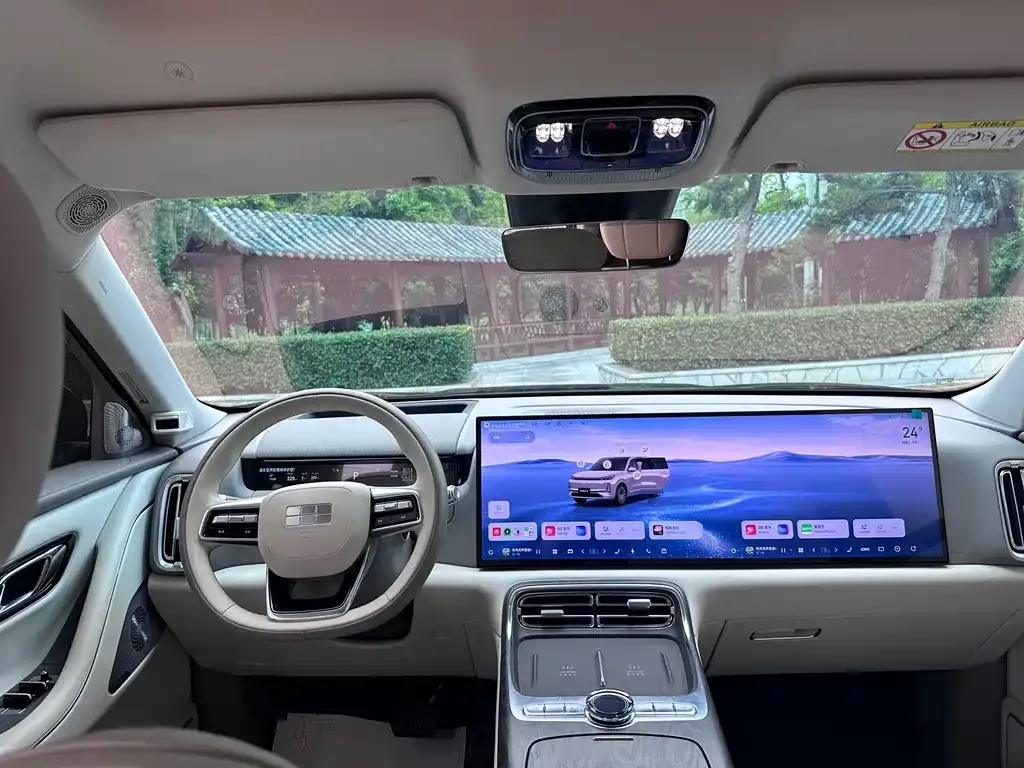 Geely Galaxy M9 — фото 4