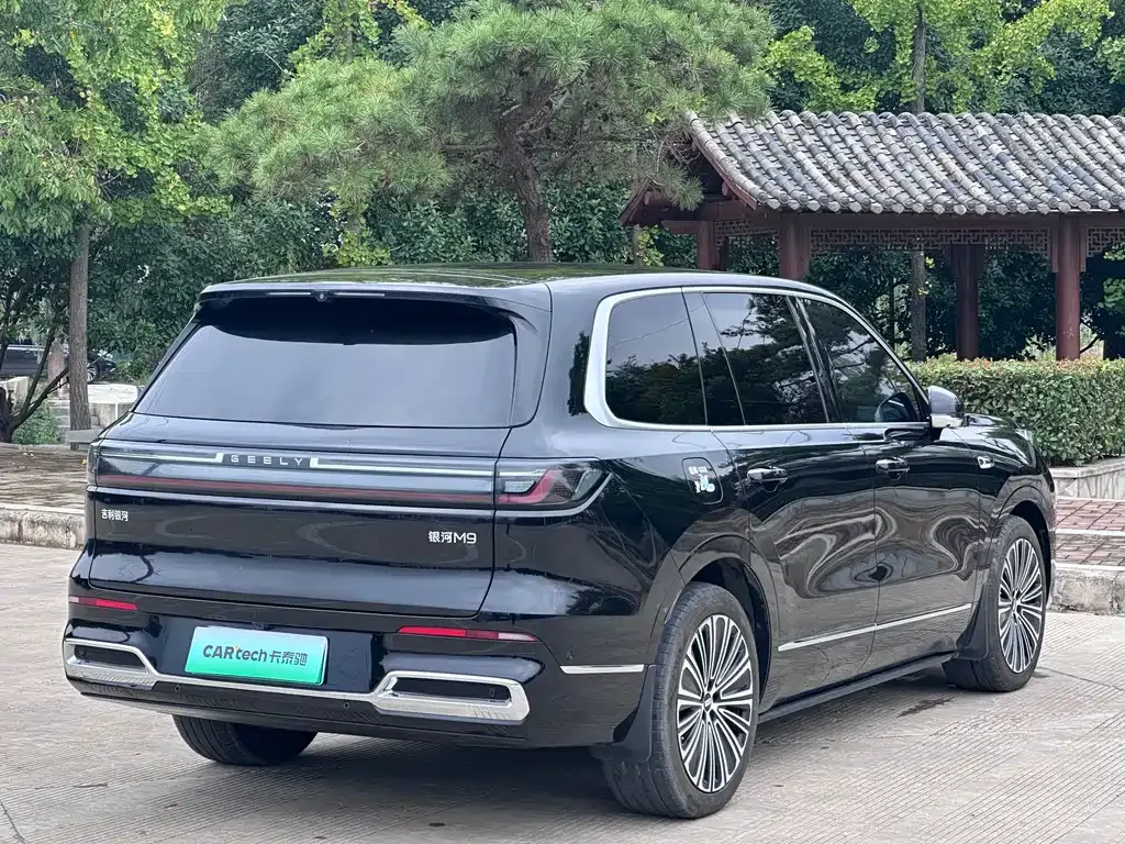 Geely Galaxy M9 — фото 10