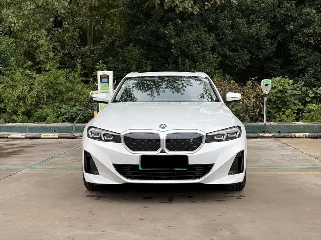 BMW i3 — фото 10