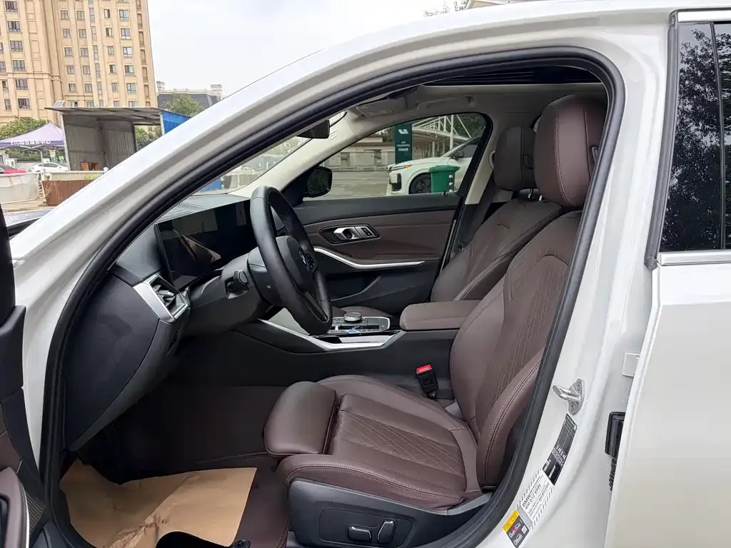 BMW i3 — фото 5
