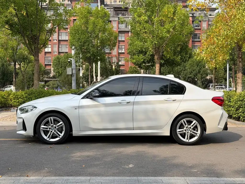 BMW 1 Series — фото 10