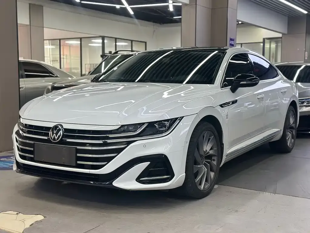 Volkswagen CC — фото 1