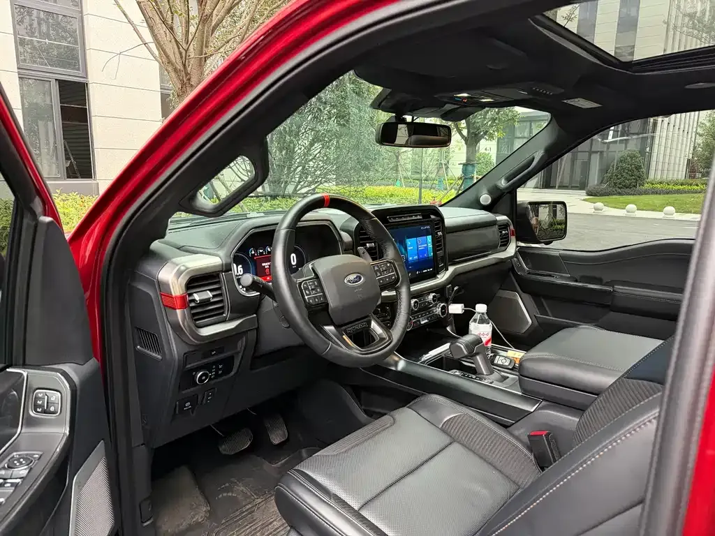 Ford F-150 Raptor — фото 8