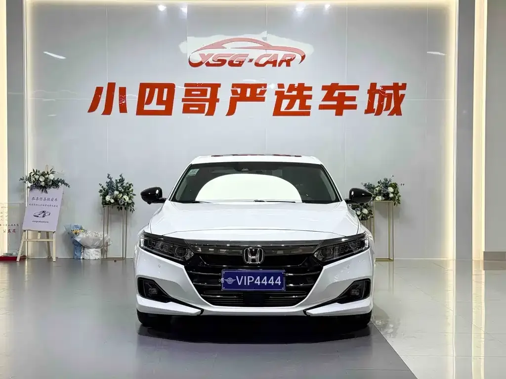 Honda Accord — фото 7