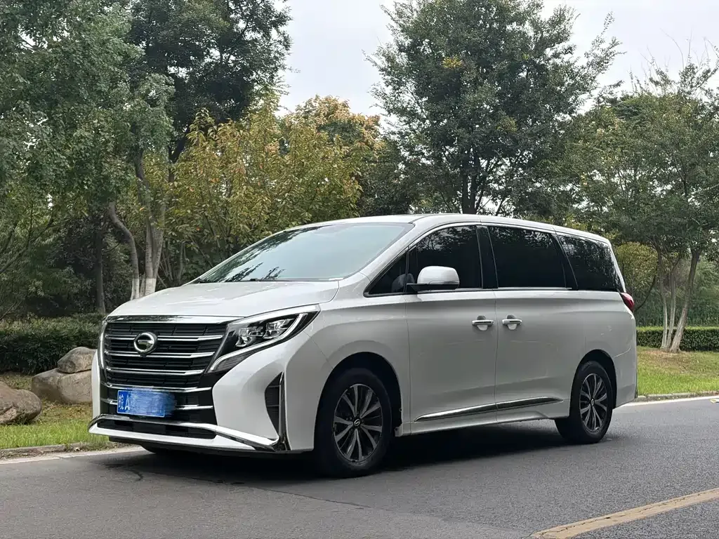 GAC Motor Trumpchi M8 — фото 1
