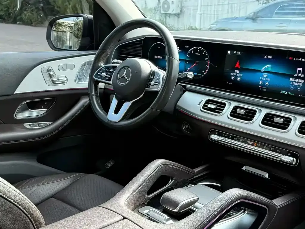 Mercedes-Benz GLE (Import) — фото 7