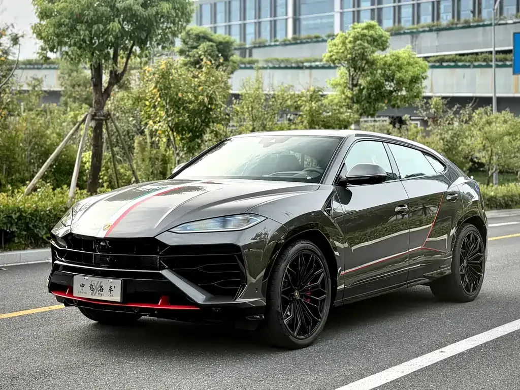 Lamborghini Urus SE — фото 1