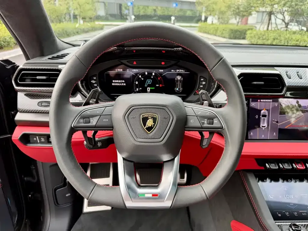 Lamborghini Urus SE — фото 3