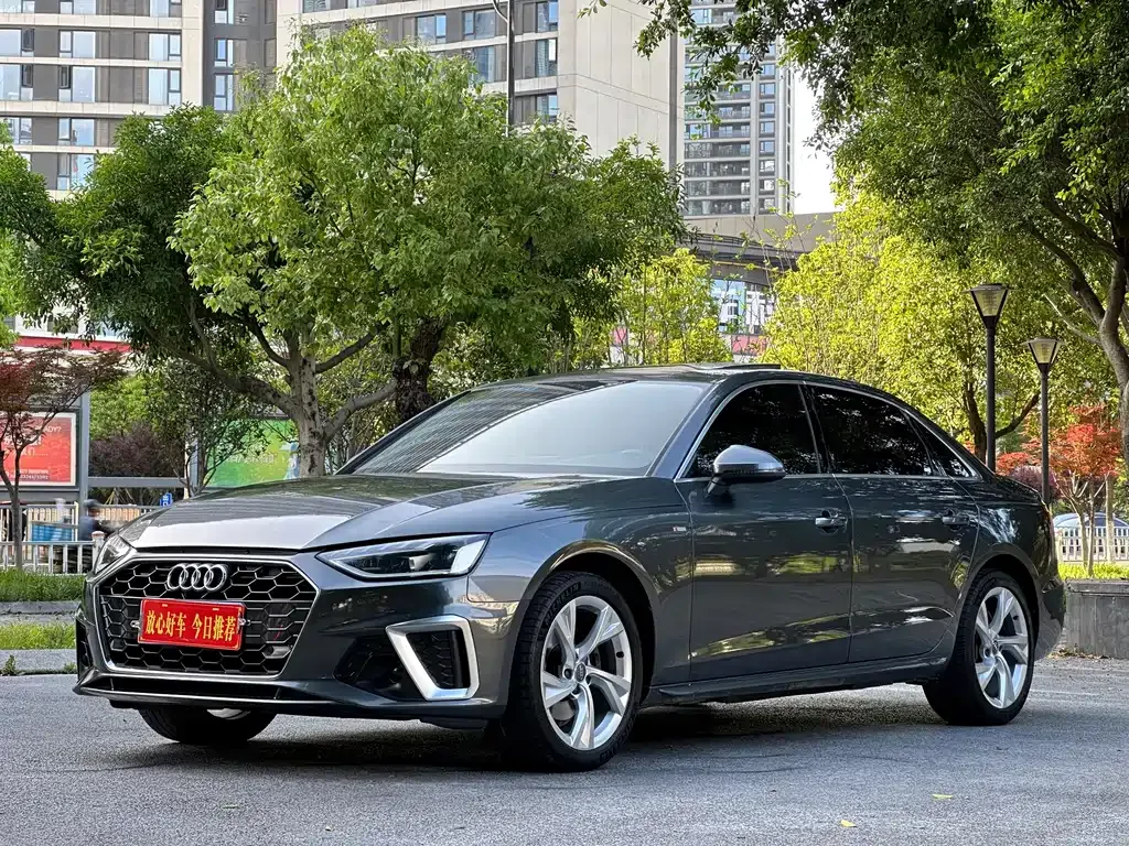 Audi A4L — фото 10