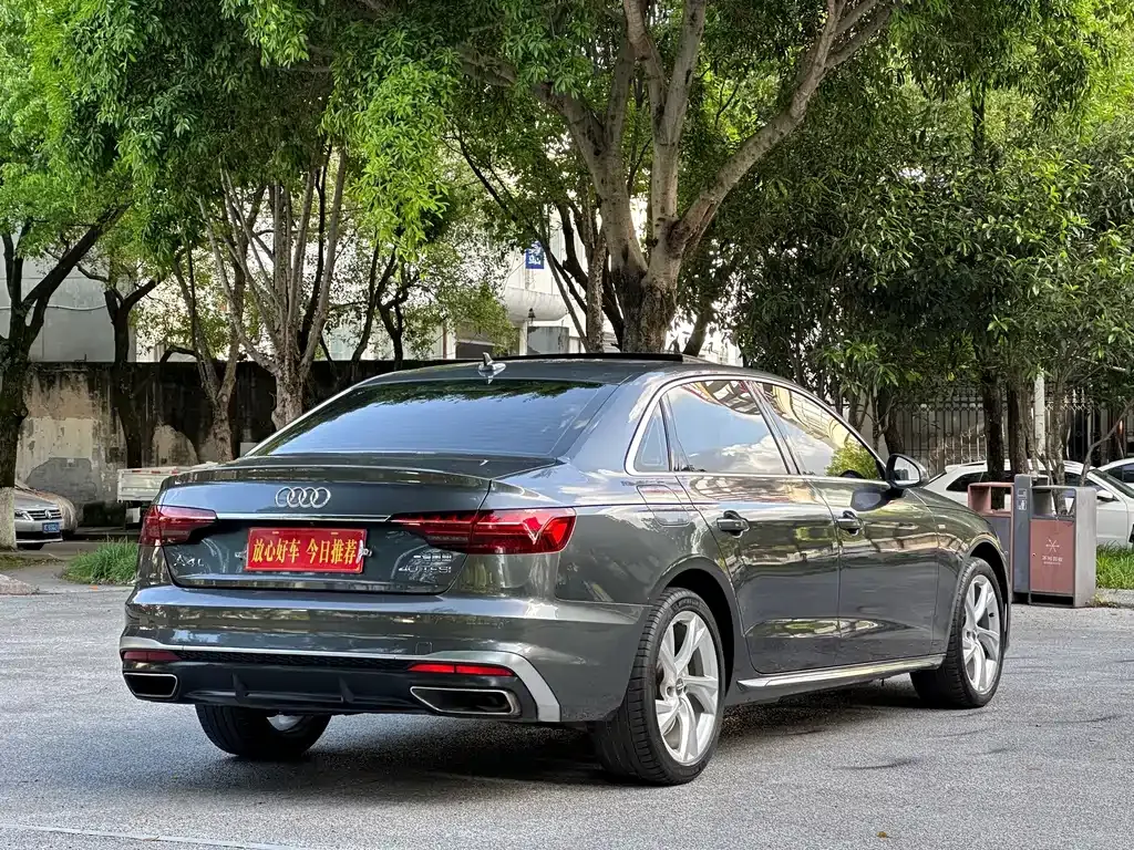 Audi A4L — фото 4