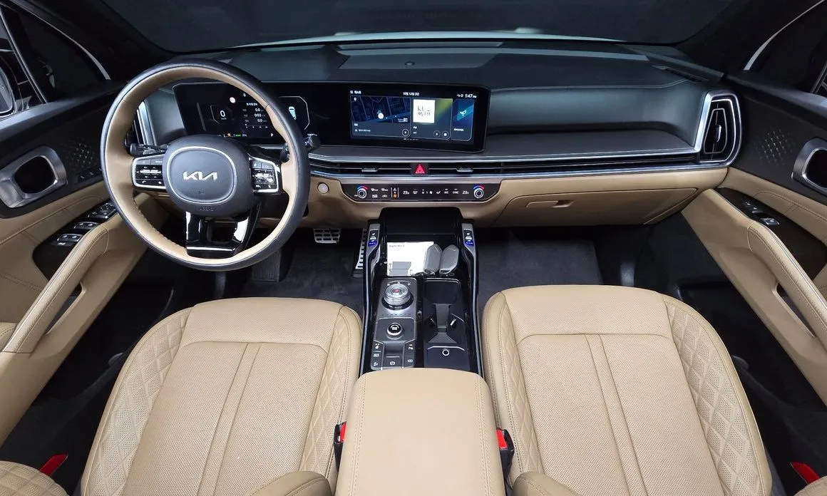 Kia Sorento — фото 8