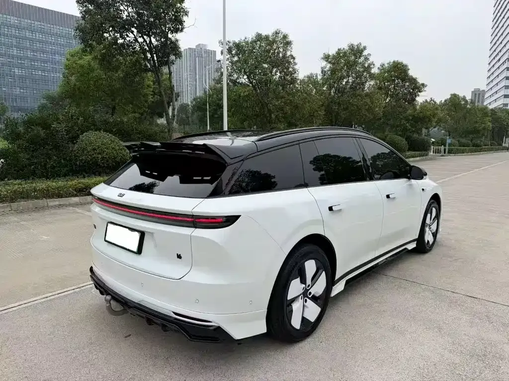Li Auto Li i6 — фото 9