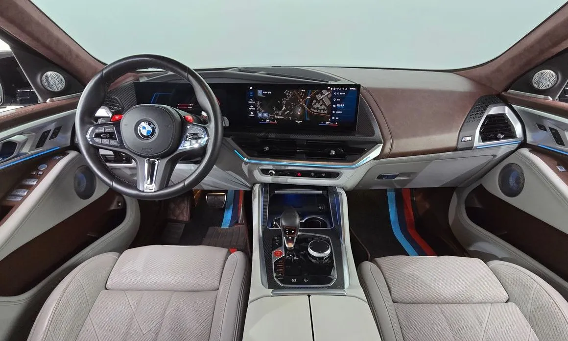 BMW XM — фото 8