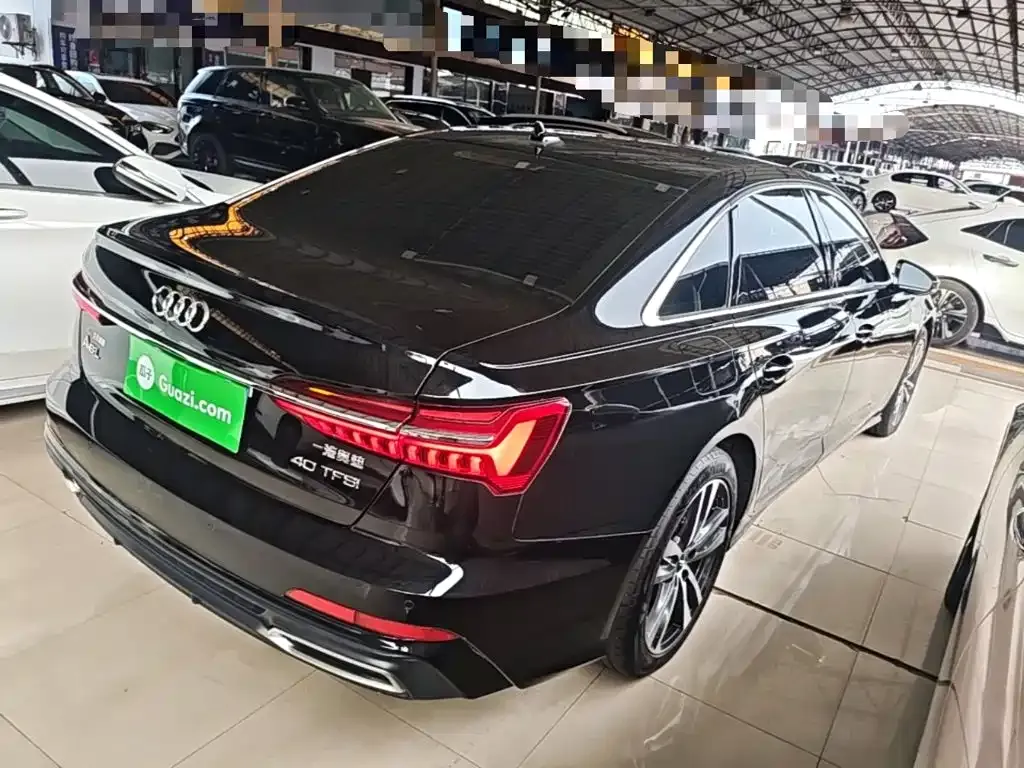 Audi A6L — фото 2
