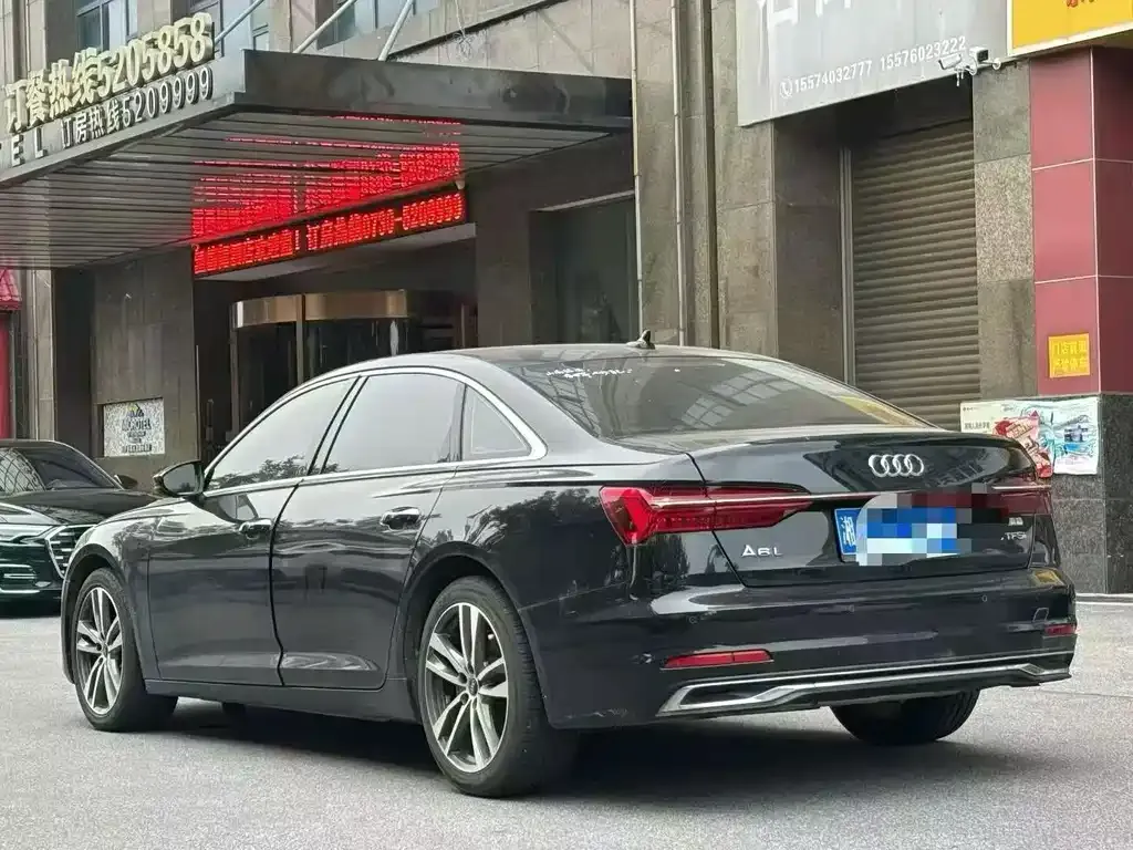 Audi A6L — фото 6
