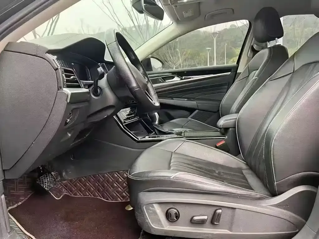 Volkswagen Passat — фото 3