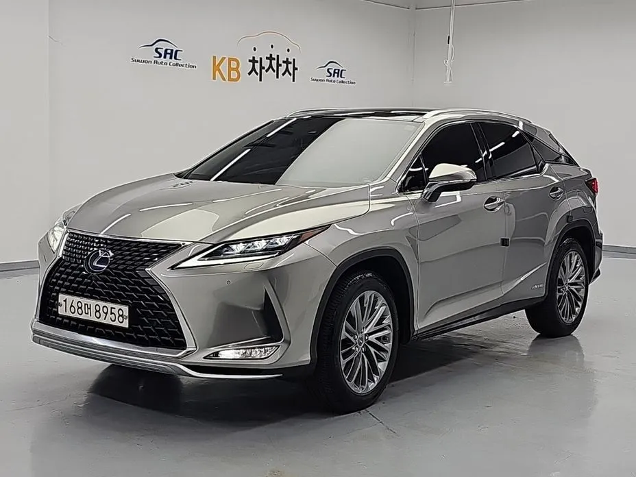 Lexus RX — фото 1