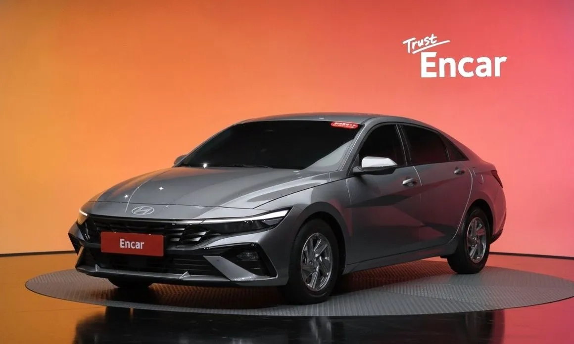 Hyundai AVANTE — фото 1
