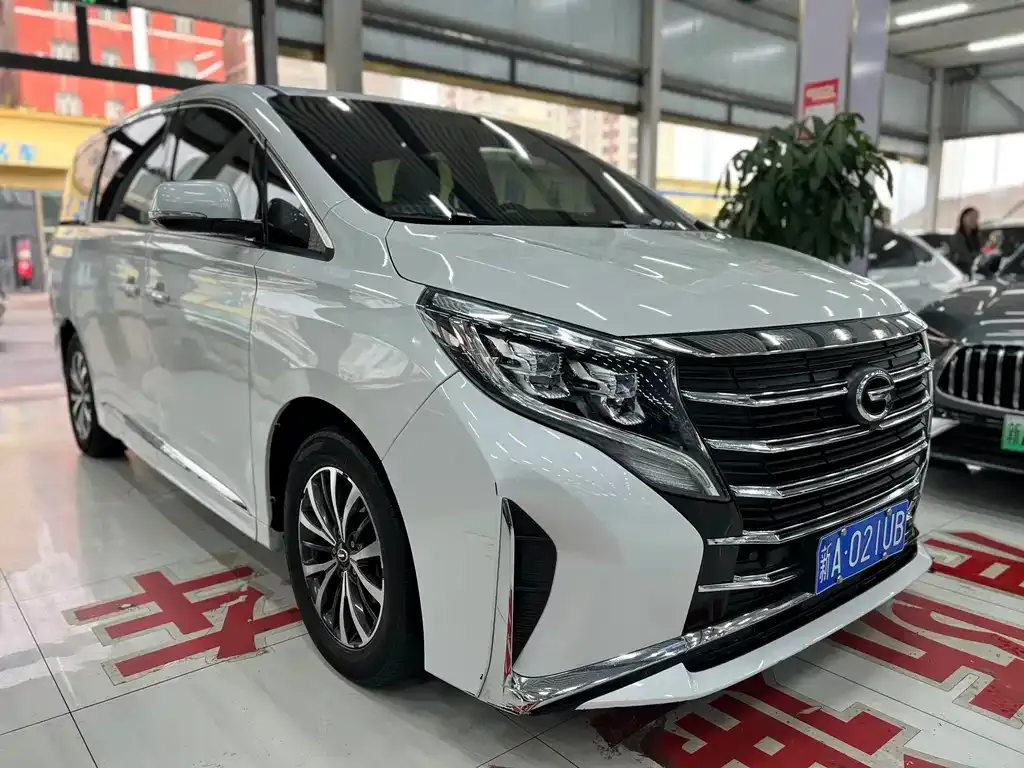 GAC Motor Trumpchi M8 — фото 8