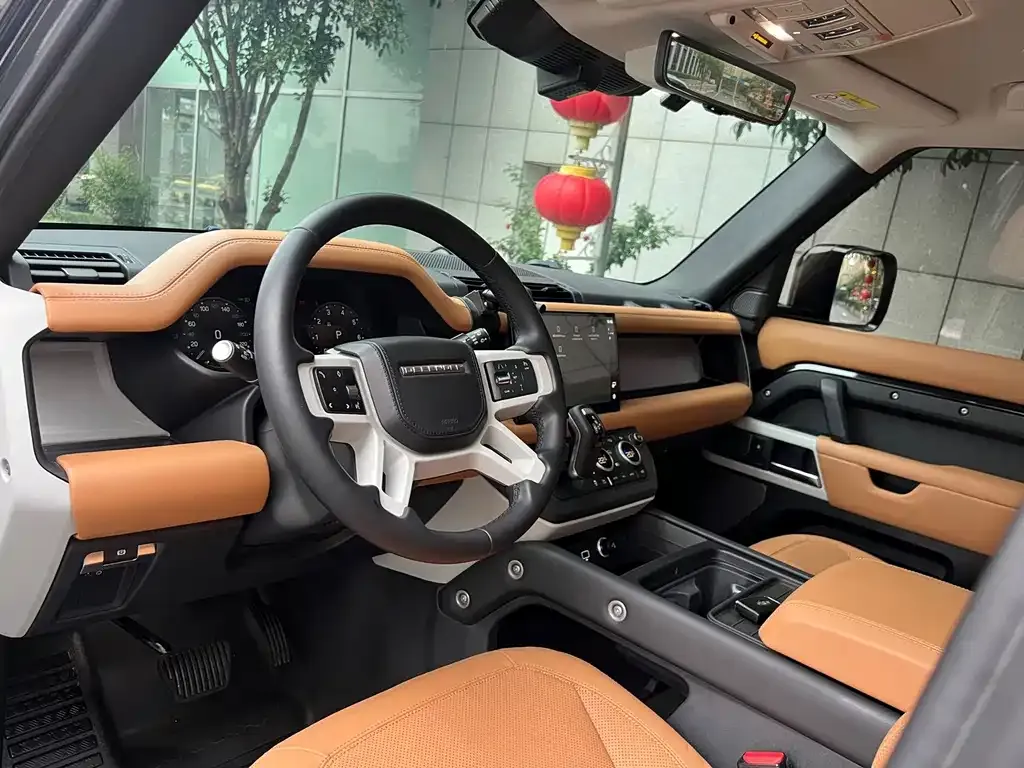 Land Rover Defender — фото 10