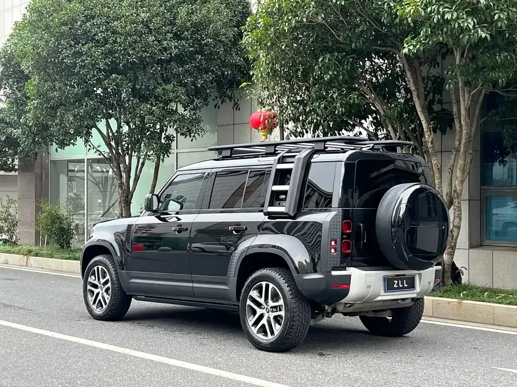 Land Rover Defender — фото 8
