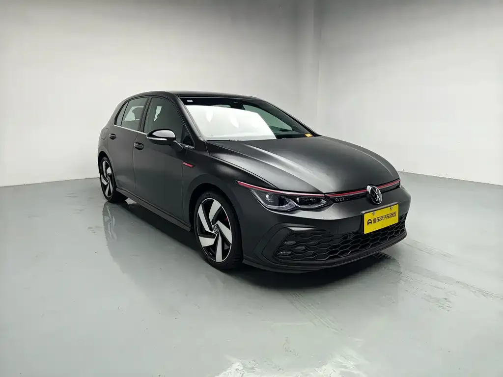 Volkswagen Golf GTI — фото 6