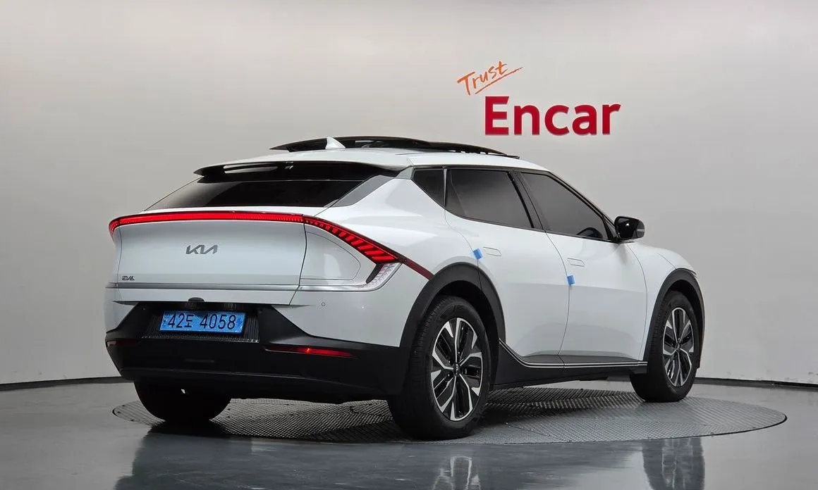 Kia EV6 — фото 5