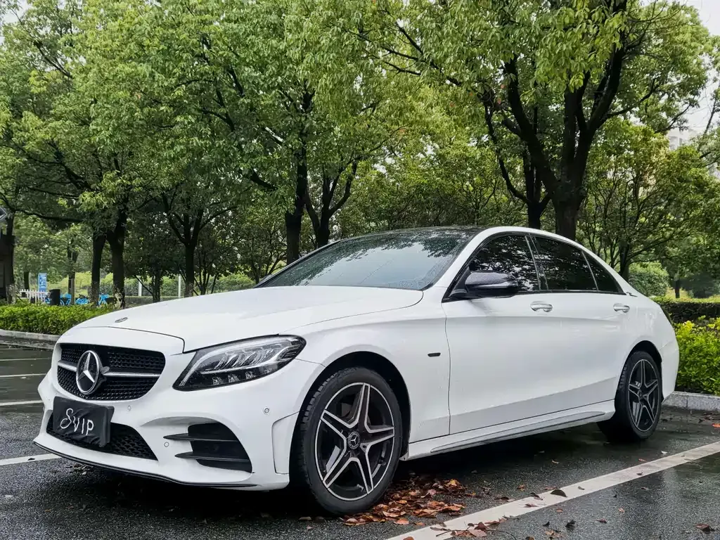 Mercedes-Benz C-Class — фото 1