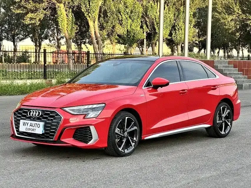 Audi A3 — фото 1