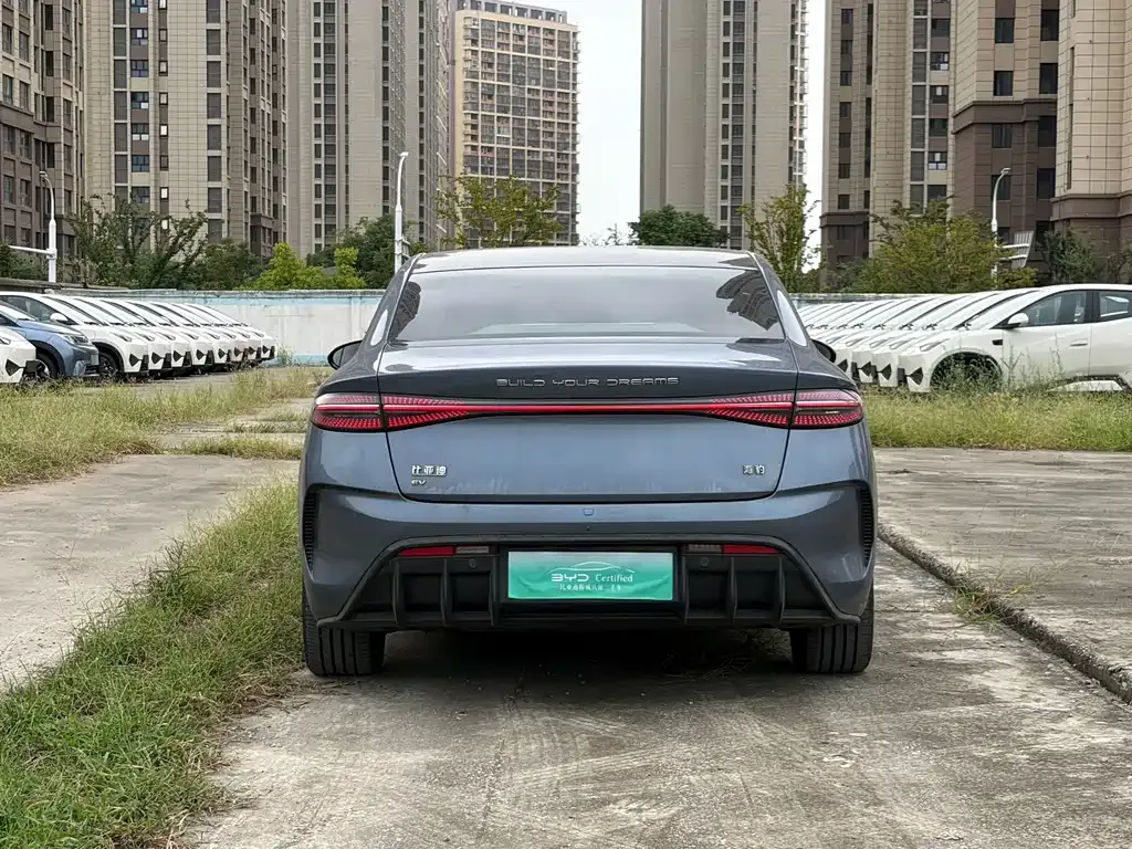 BYD Seal — фото 7