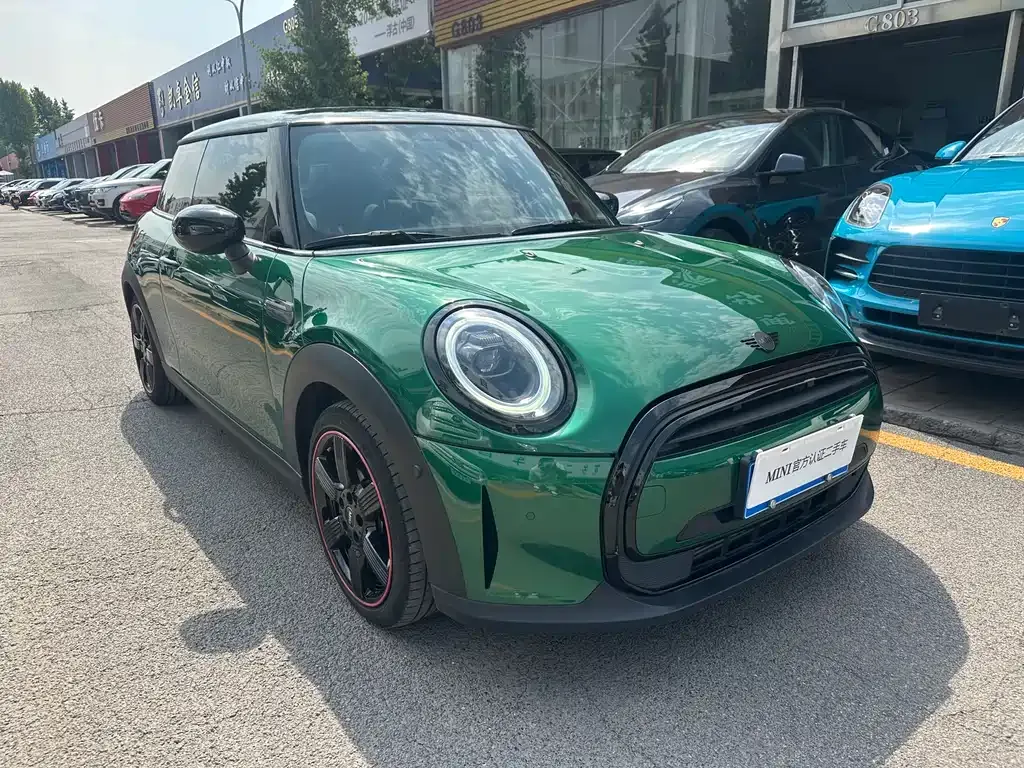 MINI Cooper (3-door) — фото 1