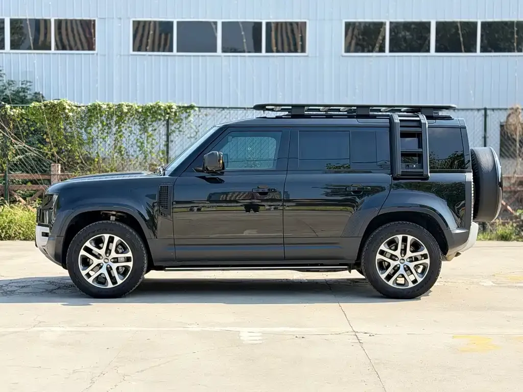 Land Rover Defender — фото 8