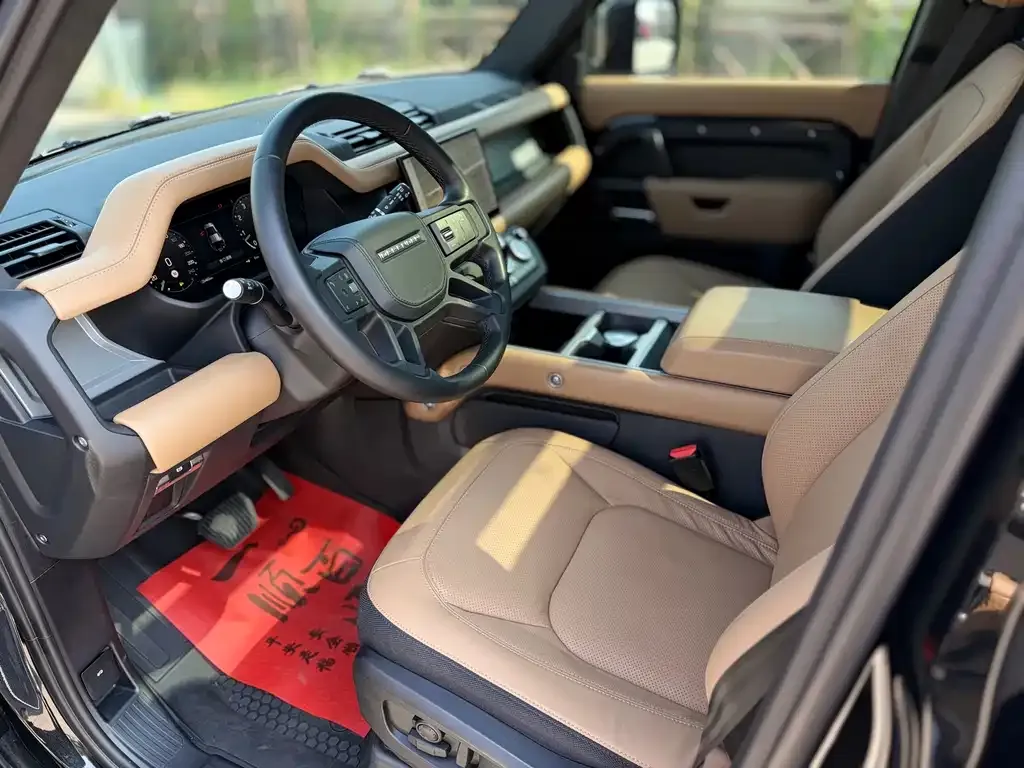 Land Rover Defender — фото 10
