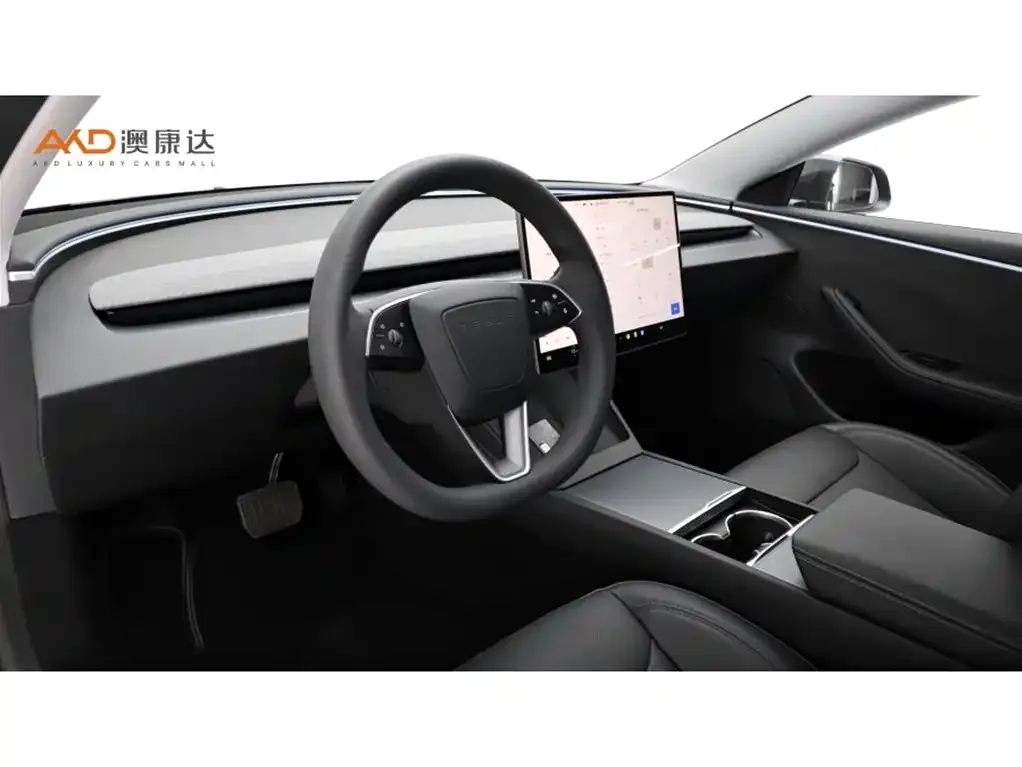 Tesla Model 3 — фото 3