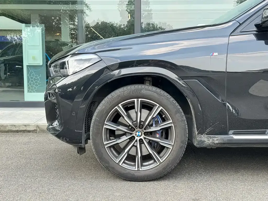 BMW X6 — фото 7