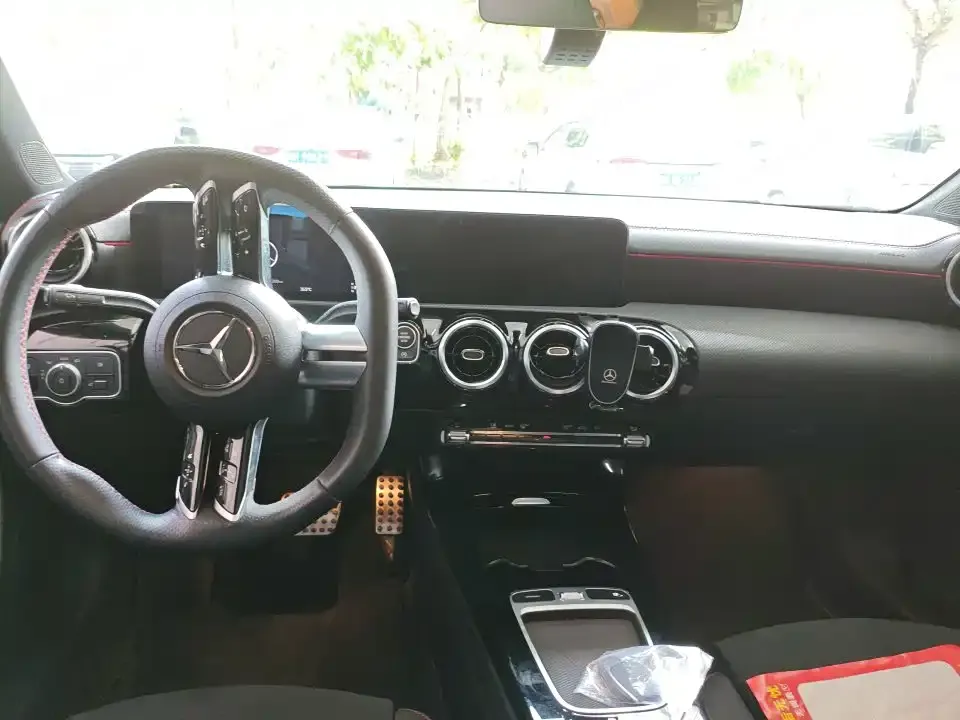 Mercedes-Benz CLA (Import) — фото 8