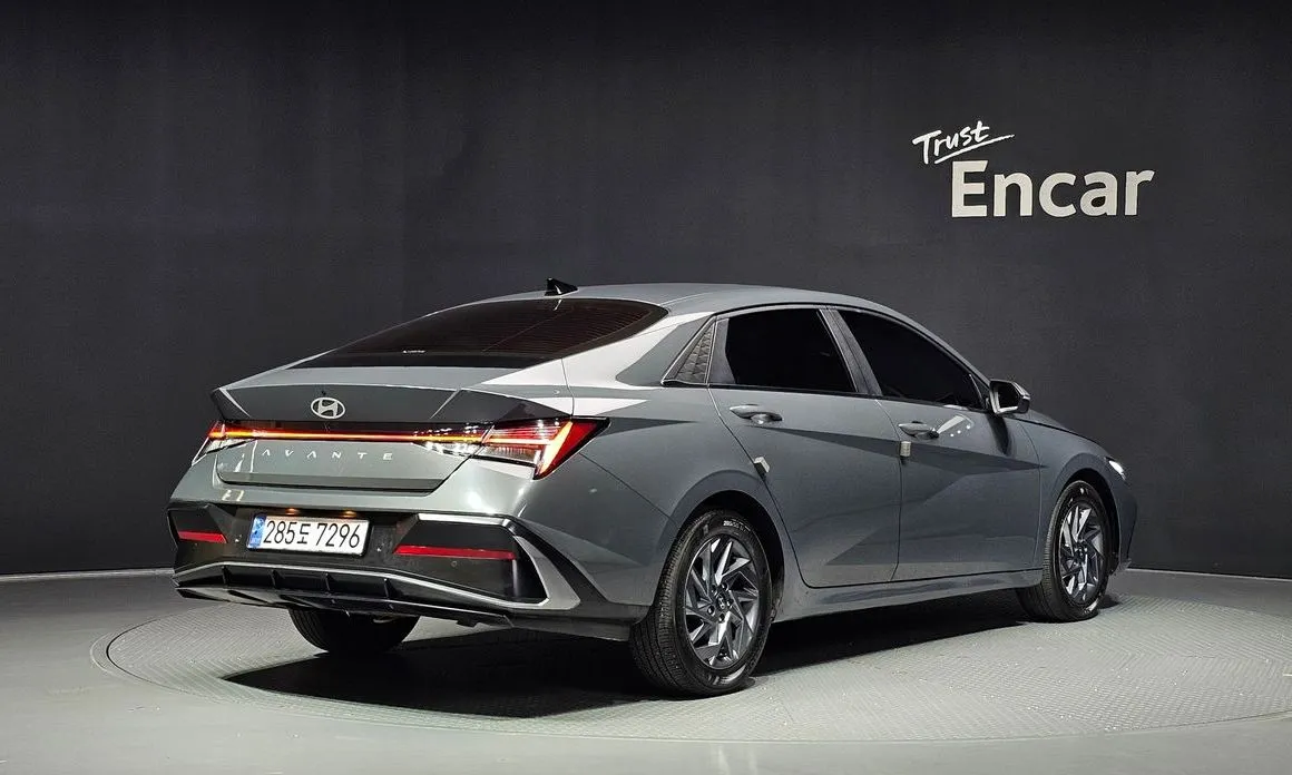 Hyundai AVANTE — фото 4