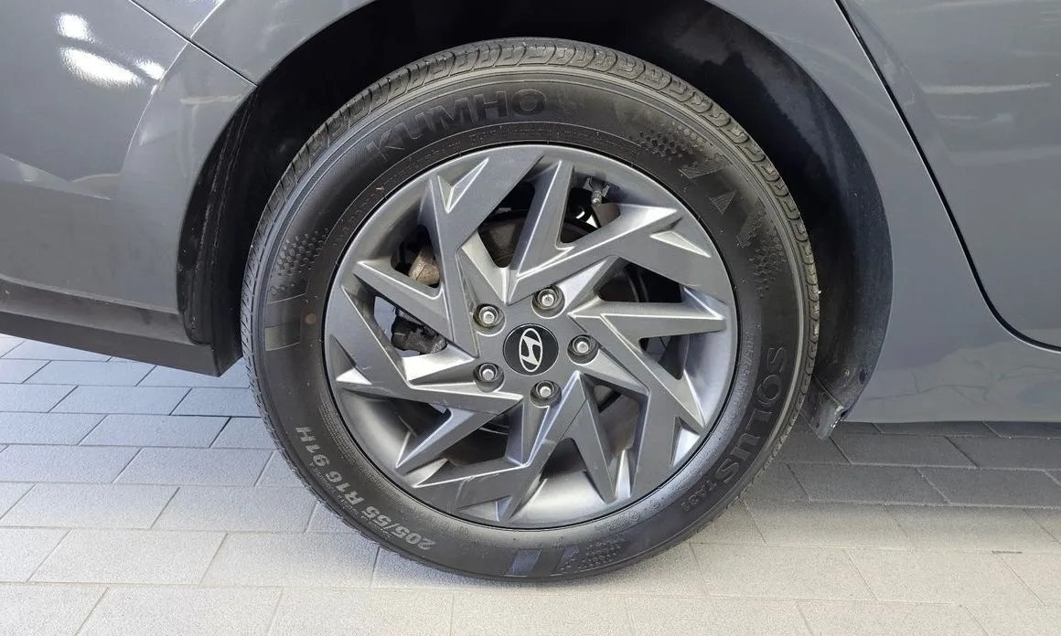 Hyundai AVANTE — фото 9
