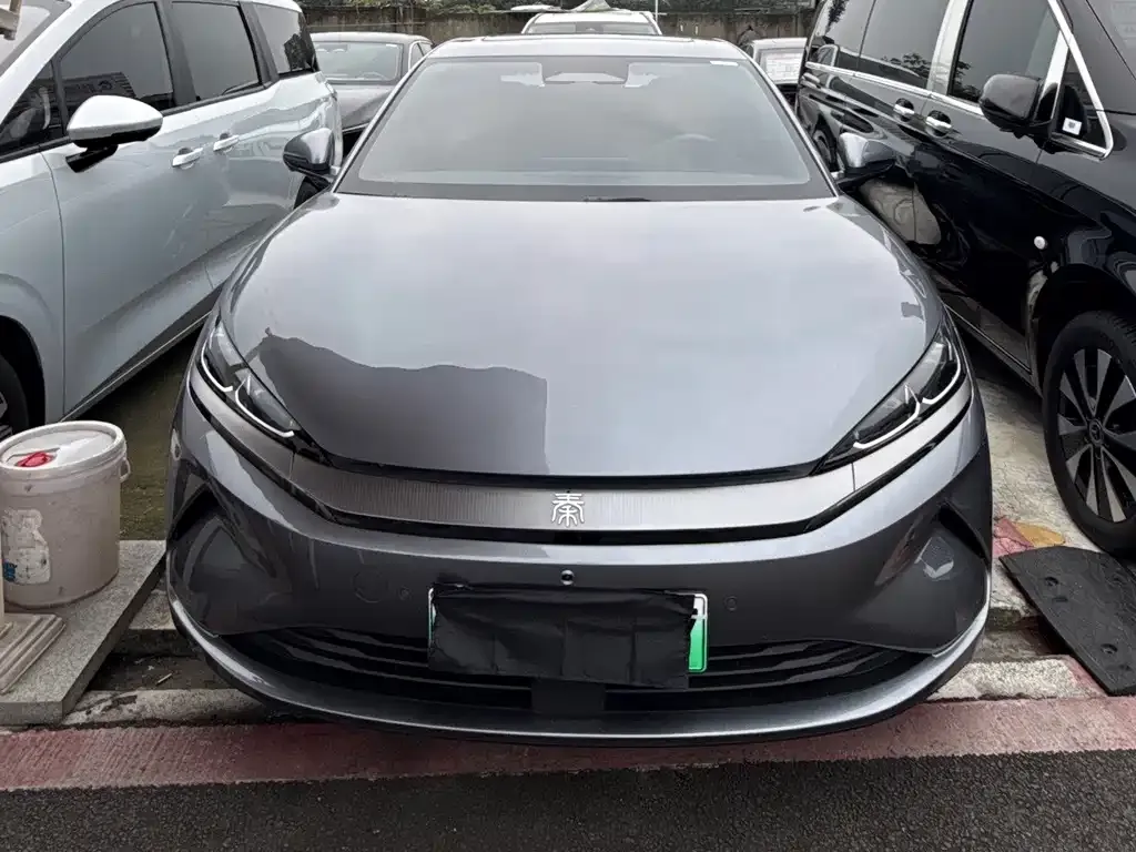 BYD Qin L — фото 8