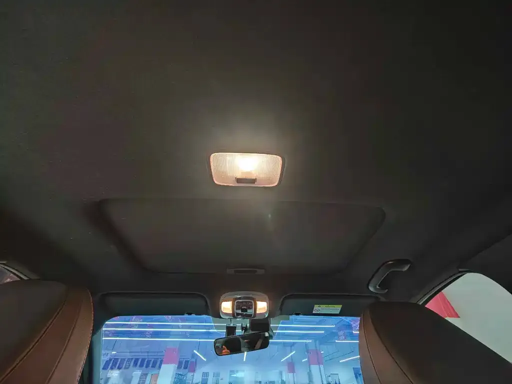 Hyundai Elantra — фото 2