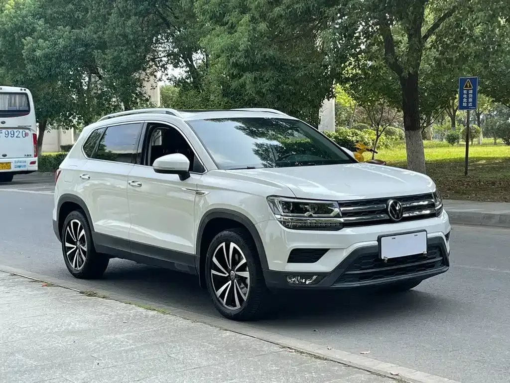 Volkswagen Tharu — фото 10