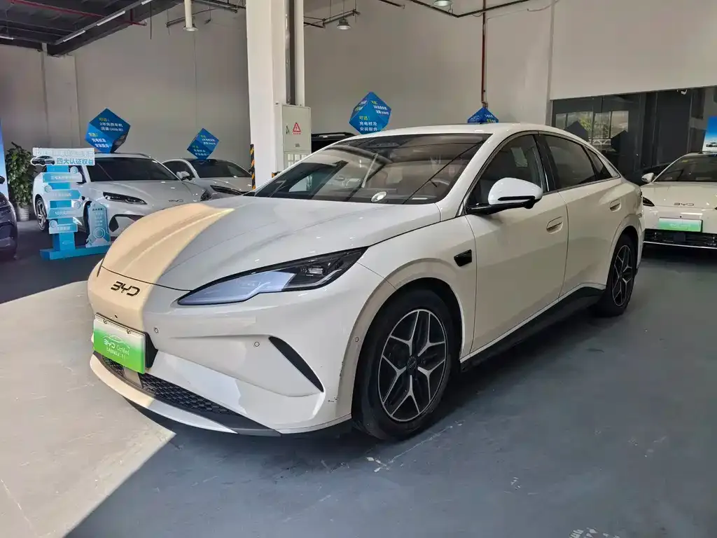 BYD Seal 06 — фото 1